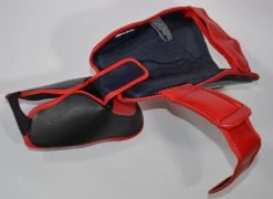 Deluxe Muay Thai Pro-Style Shin Instep -Boxing Shop DSC 2716 98222.1500779941.1280.1280