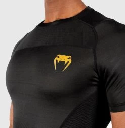 VENUM G-FIT RASHGUARD S/S BK/GD -Boxing Shop s335907598948138341 p1427 i6 w1145