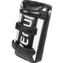 VENUM GIANT KICK PADS - BLACK/ICE -Boxing Shop s335907598948138341 p1489 i3 w1119