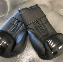 VK BLACK SERIES GLOVE -Boxing Shop s335907598948138341 p1566 i4 w704