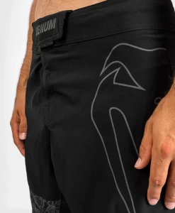 VENUM FIGHTSHORTS REFLECTIVE LIGHT 4.0 VENUM - BLACK/BLACK -Boxing Shop s335907598948138341 p1646 i7 w1044