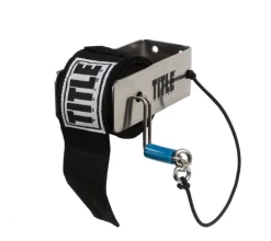 TITLE 2-N-1 Zip Hand Wrap Roller